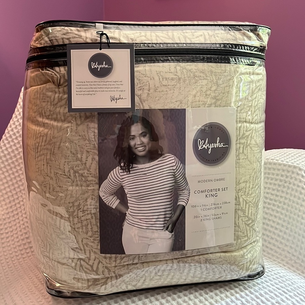 Ayesha, Modern Ombre, King Comforter Set. Face and back 100% cotton. Comfy. Cool